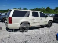 2013 Chevrolet Suburan photo