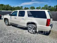 2013 Chevrolet Suburan photo