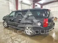 2013 Chevrolet Suburan photo