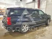 2013 Chevrolet Suburan photo