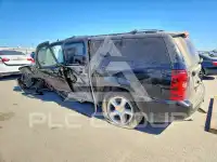 2013 Chevrolet Suburan photo