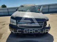2013 Chevrolet Suburan photo