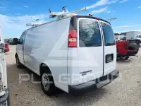 2013 Chevrolet Express фото