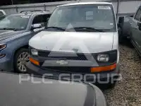 2013 Chevrolet Express photo