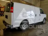 2013 Chevrolet Express photo