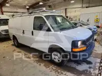 2013 Chevrolet Express photo