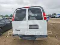 2013 Chevrolet Express photo
