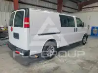 2013 Chevrolet Express photo