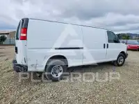 2013 Chevrolet Express photo