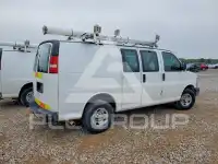 2013 Chevrolet Express photo