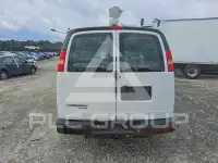 2013 Chevrolet Express фото