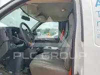 2013 Chevrolet Express фото