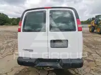 2013 Chevrolet Express photo