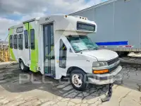 2013 Chevrolet Express фото