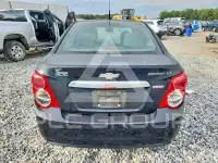 2013 Chevrolet Sonic фото