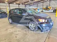 2013 Chevrolet Sonic фото