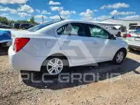 2013 Chevrolet Sonic фото