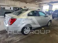 2013 Chevrolet Sonic фото