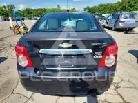 2013 Chevrolet Sonic фото