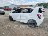 2013 Chevrolet Sonic фото