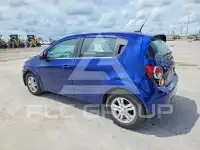 2013 Chevrolet Sonic фото