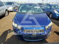 2013 Chevrolet Sonic фото