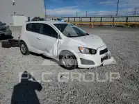 2013 Chevrolet Sonic фото