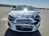 2013 Chevrolet Sonic фото