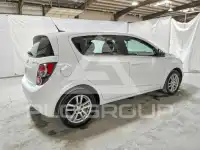 2013 Chevrolet Sonic фото