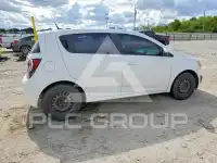2013 Chevrolet Sonic фото