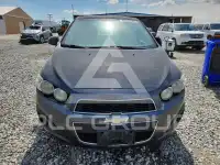 2013 Chevrolet Sonic фото