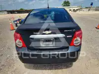 2013 Chevrolet Sonic фото