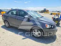 2013 Chevrolet Sonic фото