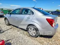 2013 Chevrolet Sonic фото