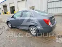 2013 Chevrolet Sonic фото