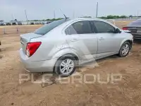 2013 Chevrolet Sonic фото