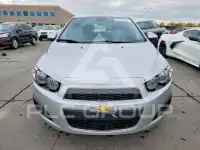2013 Chevrolet Sonic фото