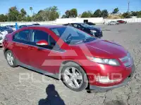 2013 Chevrolet Volt фото