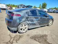 2013 Chevrolet Volt фото
