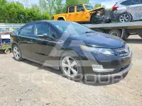 2013 Chevrolet Volt фото