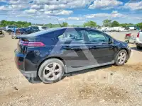2013 Chevrolet Volt фото
