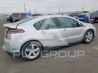 2013 Chevrolet Volt фото