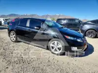 2013 Chevrolet Volt фото