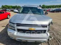 2013 Chevrolet Avalanche photo