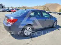2013 Chevrolet Cruze фото