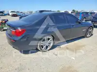 2013 BMW 740 фото