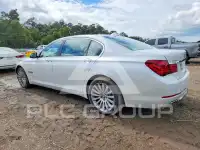 2013 BMW 740 фото