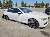 2013 BMW 740 фото