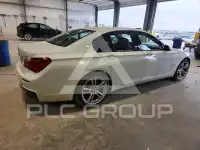 2013 BMW 750 photo
