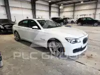 2013 BMW 750 photo